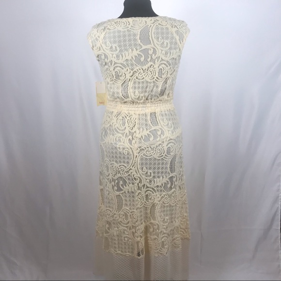 Sold—Reba Island Getaway Midi Dress in Butter - Picture 9 of 15